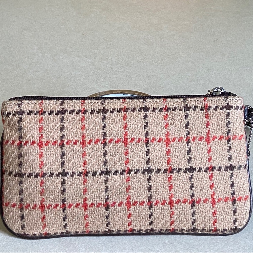 Coach wool wristlet. - Picture 4 of 16